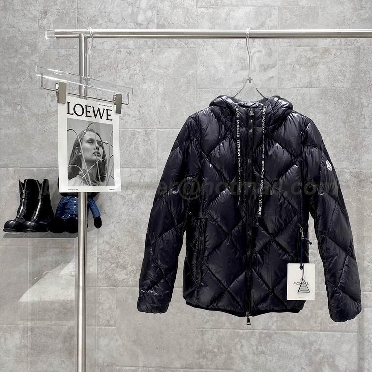 Moncler Women's Outwear 124